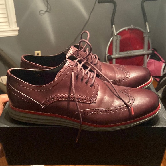 Cole Hann Mens Dress Shoe - Picture 2 of 6